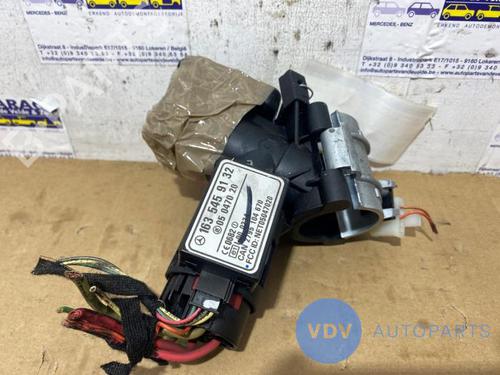 Used Ignition barrel MERCEDES-BENZ M-CLASS (W163) ML 270 CDI (163.113) (163 hp) 25953585