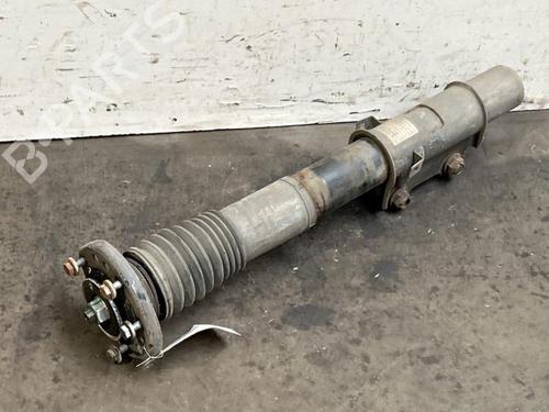 Used Left front shock absorber Left front shock absorber MERCEDES-BENZ SPRINTER 3,5-t Van (B906) 314 CDI (906.631, 906.633, 906.635, 906.637) (143 hp) 38818180 38818180