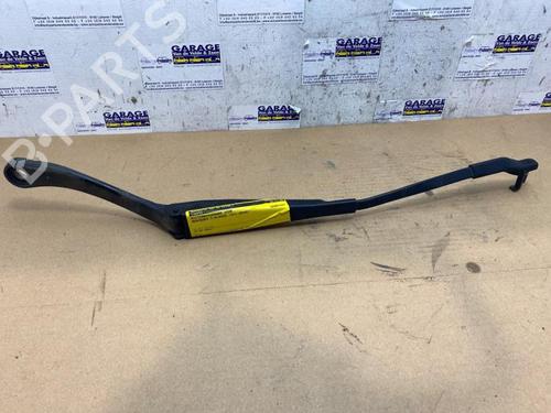 front-windshield-wiper-arm-mercedes-benz-c-class-w204-2007-2008-2009-2010-2011-2012-2013-2014-2015-38844695 main image