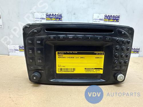Used Radio MERCEDES-BENZ C-CLASS (W203) C 220 CDI (203.006, 203.008) (143 hp) 25956585