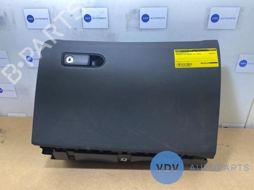 Used Glove box MERCEDES-BENZ GLC (X253) 250 4-matic (253.946) (211 hp) 25959975