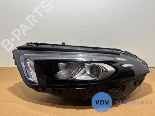 Used Left headlight MERCEDES-BENZ A-CLASS Saloon (V177) A 250 e (177.186) (218 hp) 29127058