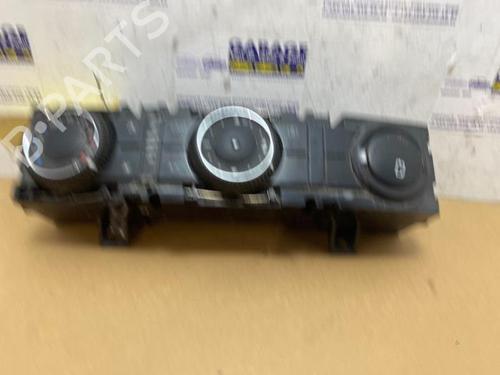 Used Climate control Climate control MERCEDES-BENZ SPRINTER 3,5-t Van (B906) 316 CDI (906.631, 906.633, 906.635, 906.637) (163 hp) 38847458 38847458