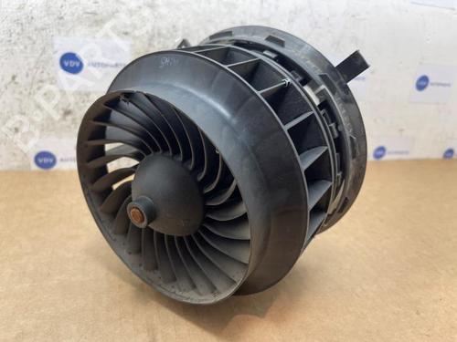 Used Heater blower motor Heater blower motor MERCEDES-BENZ C-CLASS T-Model (S205) C 200 d (205.207) (136 hp) 38831133 38831133