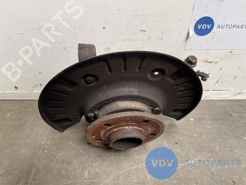 Used Left front steering knuckle MERCEDES-BENZ VITO / MIXTO Van (W639) 113 CDI (639.601, 639.603, 639.605) (136 hp) 25962705