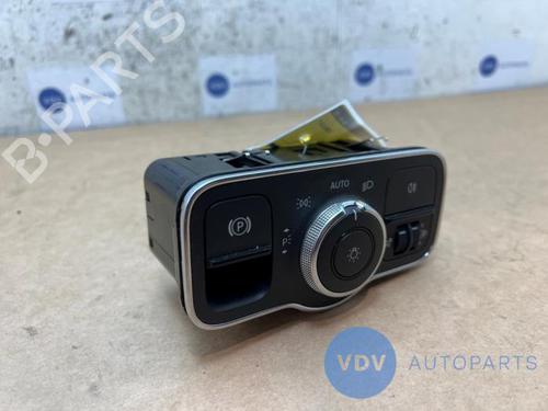 Used Headlight switch MERCEDES-BENZ A-CLASS (W177) A 180 (177.084) (136 hp) 25972302
