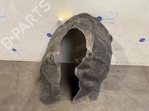 wheel-arch-mercedes-benz-t-class-mpv-w420-2022-38830748 main image