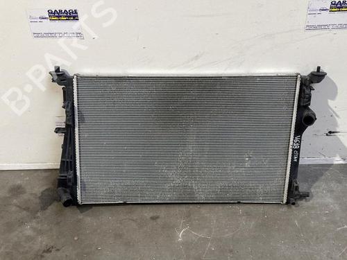 Used Water radiator Water radiator 38841827 38841827