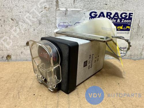 Used Electronic sensor MERCEDES-BENZ 190 (W201) 2.0 (201.022) (90 hp) 25954840