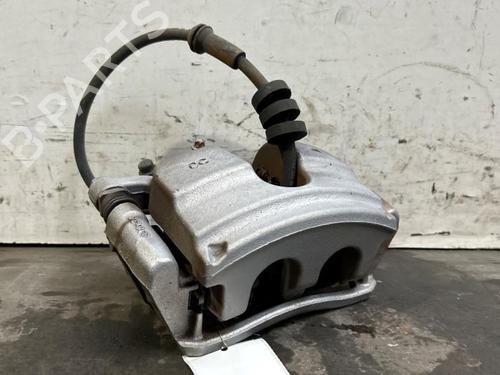 Used Right front brake caliper Right front brake caliper MERCEDES-BENZ EQA (H243) EQA 250 (243.701) (190 hp) 39698089 39698089