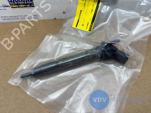 Used Injector MERCEDES-BENZ GL-CLASS (X164) GL 420 CDI 4-matic (164.828) (306 hp) 25949144