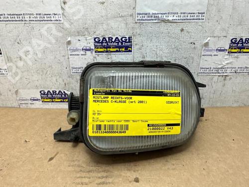 Used Right front fog light Right front fog light MERCEDES-BENZ C-CLASS Coupe (CL203) C 180 (203.735) (129 hp) 38844146 38844146