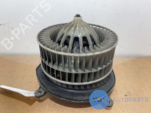 Used Heater blower motor MERCEDES-BENZ E-CLASS (W211) E 200 CDI (211.004) (102 hp) 26951788