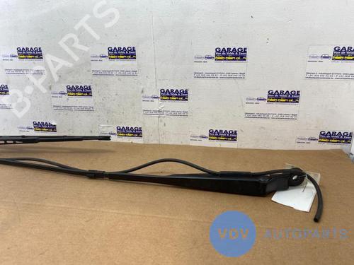 Front windshield wiper arm MERCEDES-BENZ VITO Bus (W638) 108 CDI 2.2 (638.194) | BP25952854C143 