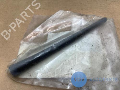 Antenne/Base MERCEDES-BENZ A-CLASS (W169) A 170 (169.032, 169.332) (116 hp) 25973478