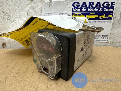 Used Electronic sensor MERCEDES-BENZ 190 (W201) 2.0 (201.022) (90 hp) 25954824