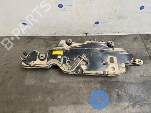 Used AdBlue tank MERCEDES-BENZ A-CLASS (W177) A 180 d (177.003) (116 hp) 25972356