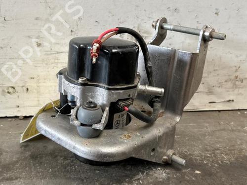 Used Vacuum pump Vacuum pump 38816972 38816972