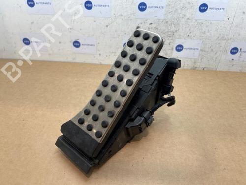 pedal-mercedes-benz-c-class-w206-2021-38836202 main image
