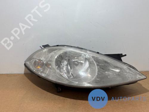 Used Right headlight MERCEDES-BENZ A-CLASS (W169) A 170 (169.032, 169.332) (116 hp) 27531099