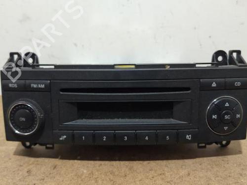 Used Radio Radio MERCEDES-BENZ A-CLASS (W169) A 160 CDI (169.006, 169.306) (82 hp) 40202485 40202485