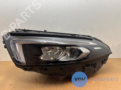 Faro sinistro MERCEDES-BENZ A-CLASS Saloon (V177) A 250 e (177.186) (218 hp) 29520275