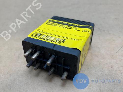 Used Electronic sensor MERCEDES-BENZ 124 Saloon (W124) 250 D (124.125) (94 hp) 29930382