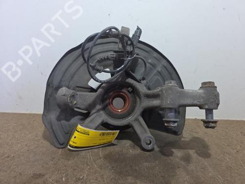 Used Left front steering knuckle Left front steering knuckle MERCEDES-BENZ GLA-CLASS (X156) GLA 200 CDI / d (156.908) (136 hp) 40483155 40483155