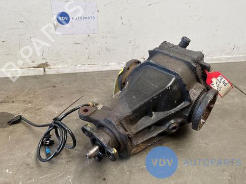 Used Rear differential MERCEDES-BENZ 124 Saloon (W124) 200 E (124.021) (118 hp) 25964031