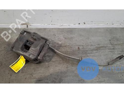 Used Left front brake caliper MERCEDES-BENZ CLA Coupe (C117) CLA 200 CDI / d (117.308) (136 hp) 25962107