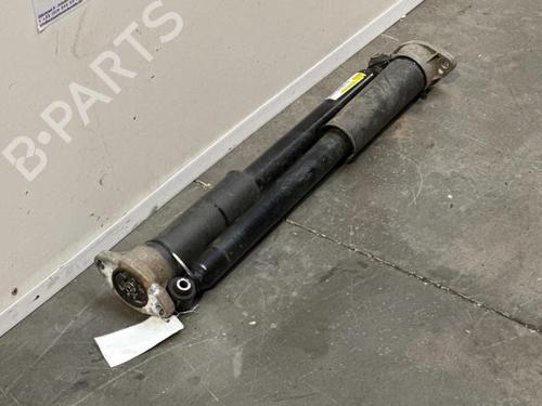 Used Left front shock absorber Left front shock absorber MERCEDES-BENZ C-CLASS (W205) C 200 d (205.007) (136 hp) 38852580 38852580