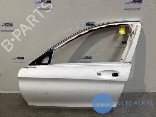 Dør venstre foran MERCEDES-BENZ GLA-CLASS (X156) GLA 200 CDI / d (156.908) (136 hp) 25956635