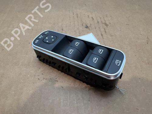switch-mercedes-benz-a-class-w177-2018-38820255 main image