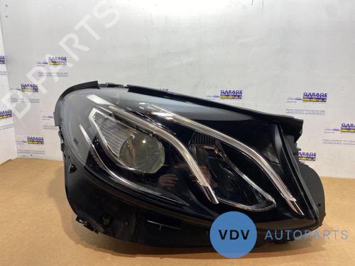 Used Right headlight MERCEDES-BENZ E-CLASS (W213) E 220 d (213.004) (163 hp) 29447135