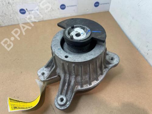 Used Engine mount Engine mount 38833984 38833984