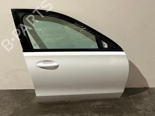 Used Right front door Right front door 38822493 38822493