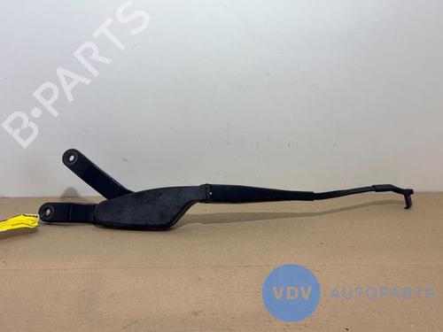 Used Front windshield wiper arm MERCEDES-BENZ C-CLASS (W204) C 250 CDI 4-matic (204.082) (204 hp) 26922465