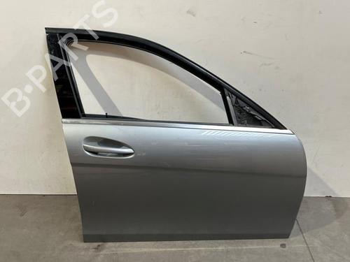 Used Right front door Right front door MERCEDES-BENZ C-CLASS (W204) C 63 AMG (204.077) (457 hp) 38823883 38823883