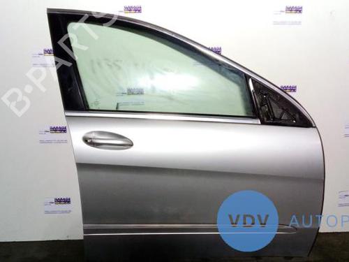 Used Right front door MERCEDES-BENZ R-CLASS (W251, V251) R 320 CDI 4-matic (251.022, 251.122) (224 hp) 25940550