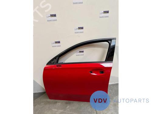 Dør venstre foran MERCEDES-BENZ A-CLASS (W177) A 180 (177.084) (136 hp) 25948520
