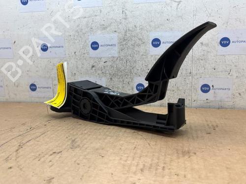 pedal-mercedes-benz-m-class-w164-2005-2006-2007-2008-2009-2010-2011-2012-38832435 main image