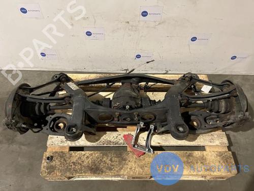 Used Rear axle MERCEDES-BENZ 190 (W201) D 2.0 (201.122) (75 hp) 25966699