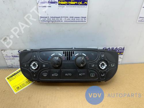 Used Climate control MERCEDES-BENZ C-CLASS (W203) C 200 CDI (203.004) (102 hp) 25949803