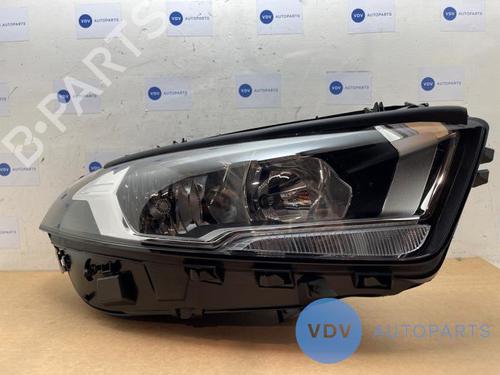 Used Right headlight MERCEDES-BENZ A-CLASS (W177) A 180 d (177.010) (116 hp) 29606711