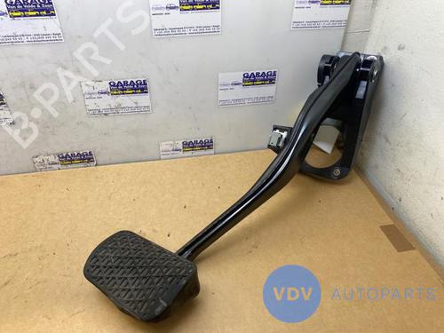 Used Break pedal MERCEDES-BENZ GLA-CLASS (X156) GLA 200 CDI / d (156.908) (136 hp) 25958387