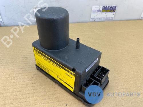 Used Electronic module MERCEDES-BENZ C-CLASS (W202) C 200 D (202.120) (75 hp) 25949754