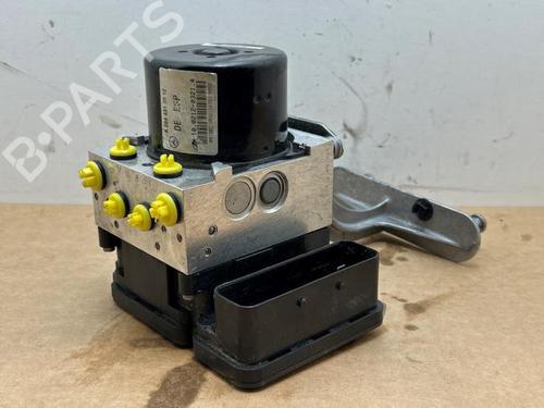 Used ABS pump MERCEDES-BENZ C-CLASS (W204) C 220 CDI (204.002) (163 hp) 30583403