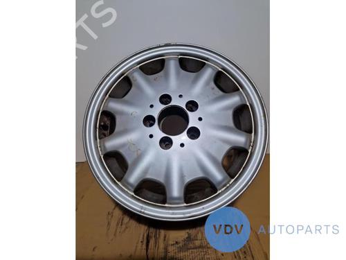 Used Rim MERCEDES-BENZ E-CLASS (W210) E 280 (210.053) (193 hp) 25971485
