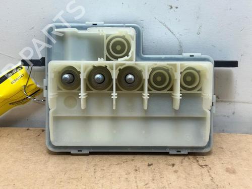 fuse-box-mercedes-benz-c-class-t-model-s206-2021-38822377 main image