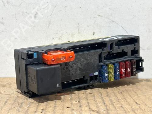 Used Fuse box Fuse box MERCEDES-BENZ CLK (C208) CLK 200 (208.335) (136 hp) 40094018 40094018